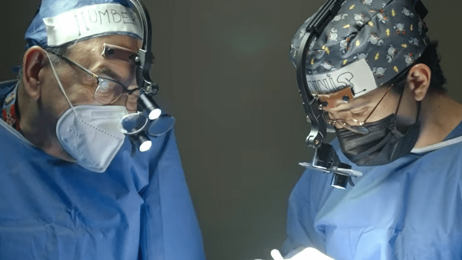 Two surgeons at work in Puebla, Mexico